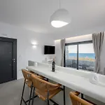 Aparthotel San Nectar Luxury Vourvoúlos